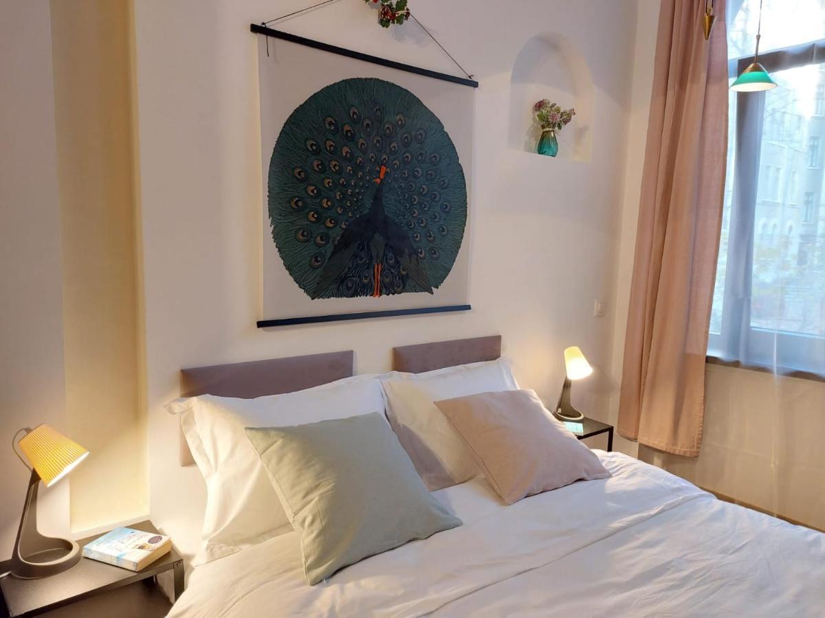 Sweet Dreams Suites Cosy Studio Piata Romana Bukarest Kültér fotó